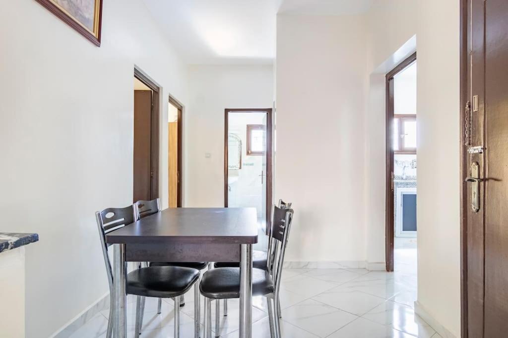Appartement Chaleureux Et Calme, Parking, Jardin Agadir Exteriör bild