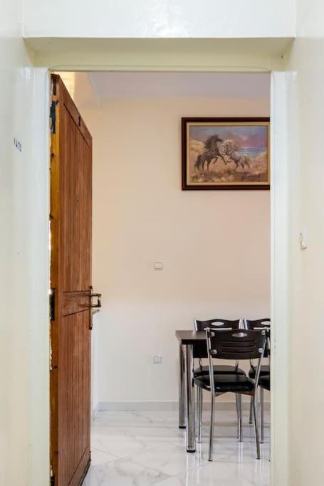 Appartement Chaleureux Et Calme, Parking, Jardin Agadir Exteriör bild