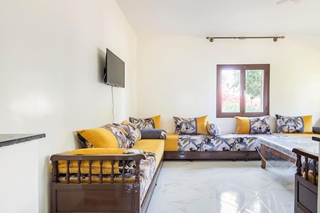 Appartement Chaleureux Et Calme, Parking, Jardin Agadir Exteriör bild