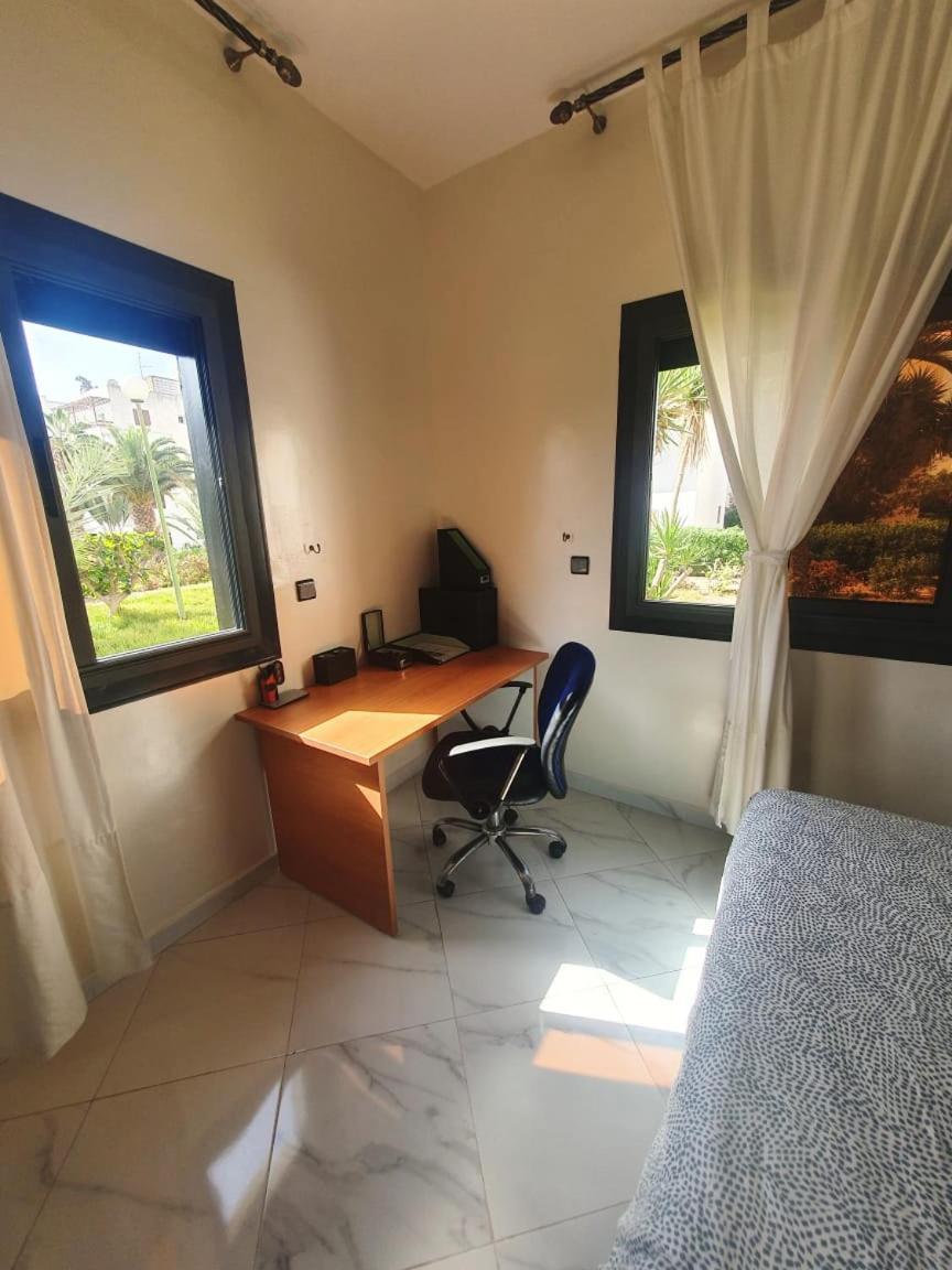 Appartement Chaleureux Et Calme, Parking, Jardin Agadir Exteriör bild