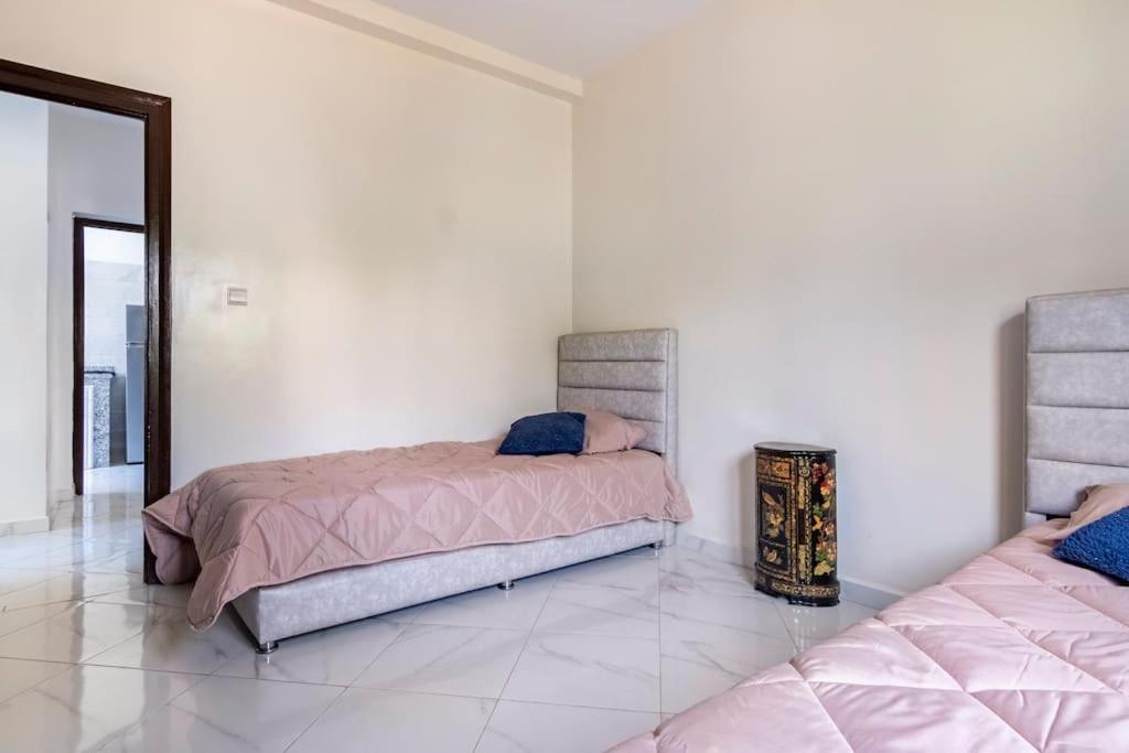 Appartement Chaleureux Et Calme, Parking, Jardin Agadir Exteriör bild